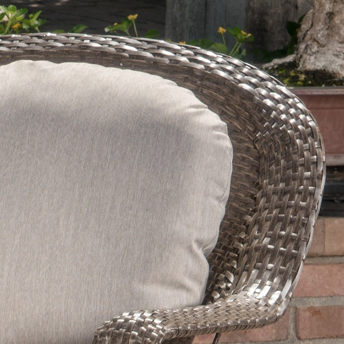 LIAM SWIVEL CLUB CHAIR