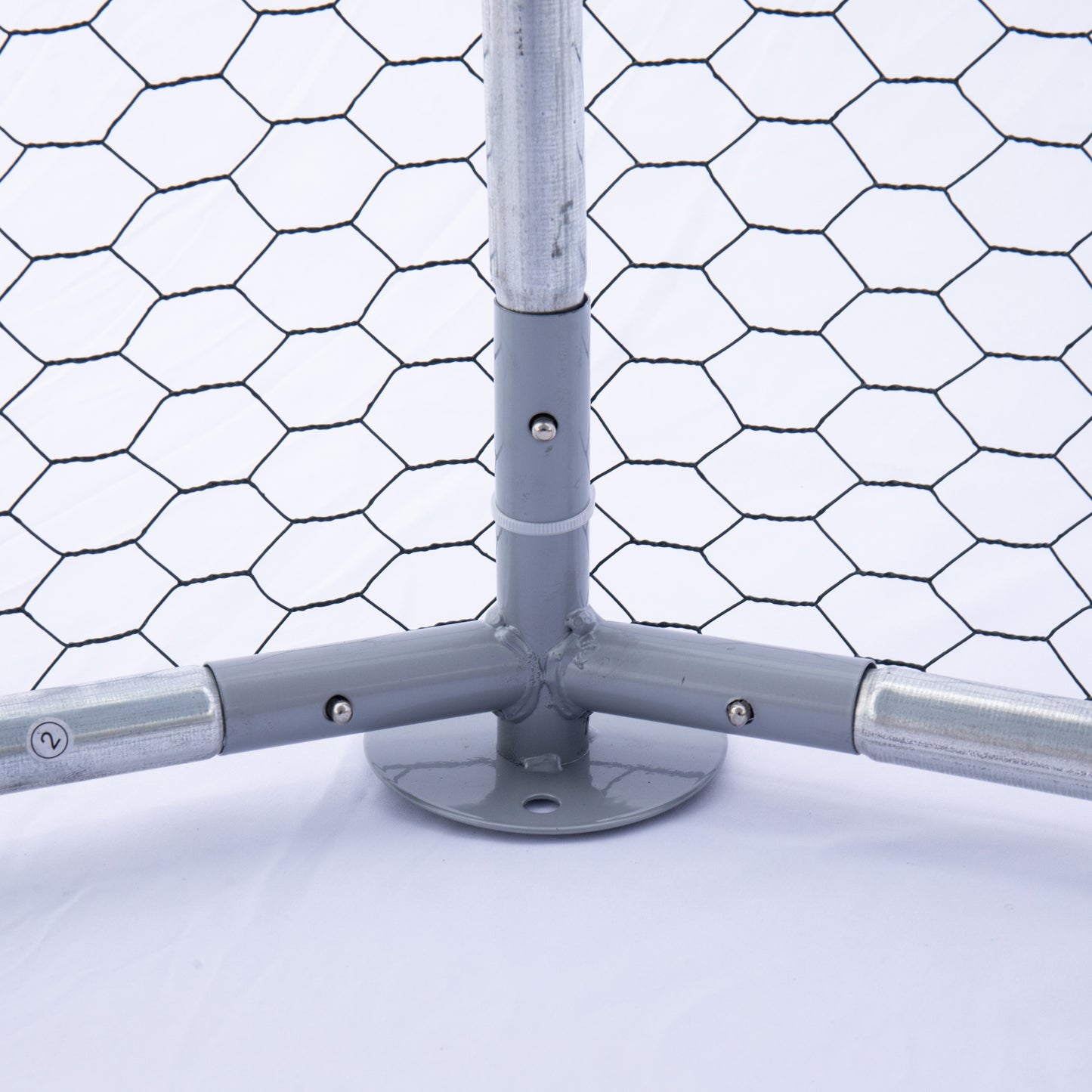 Large metal chicken coop hexagonal, steel wire dipped plastic mesh, oxford cloth silver plated waterproof and UV resistant, ducks, rabbits, sheep and birds outdoor house.(9.2*8.1ft)