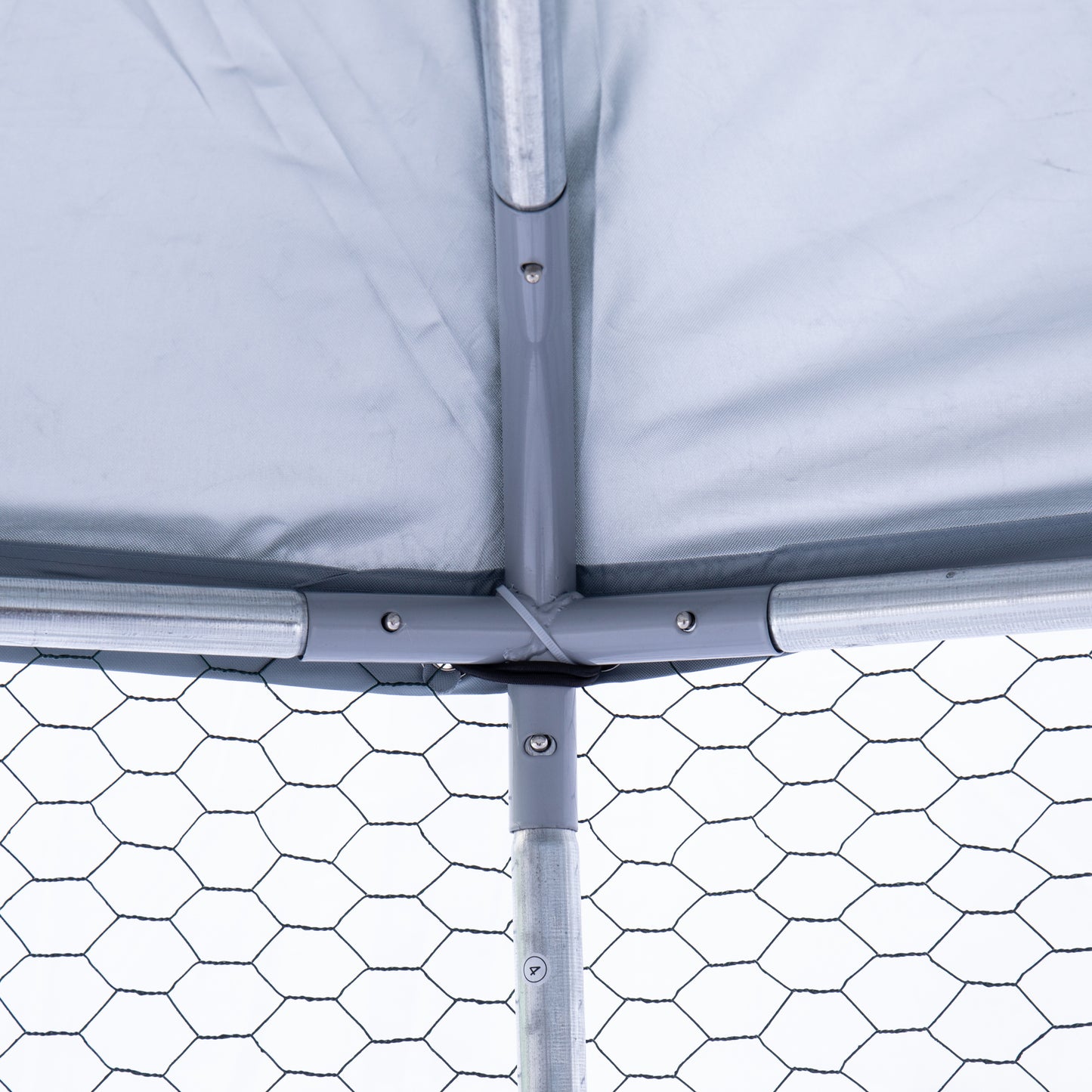 Large metal chicken coop hexagonal, steel wire dipped plastic mesh, oxford cloth silver plated waterproof and UV resistant, ducks, rabbits, sheep and birds outdoor house.(9.2*8.1ft)